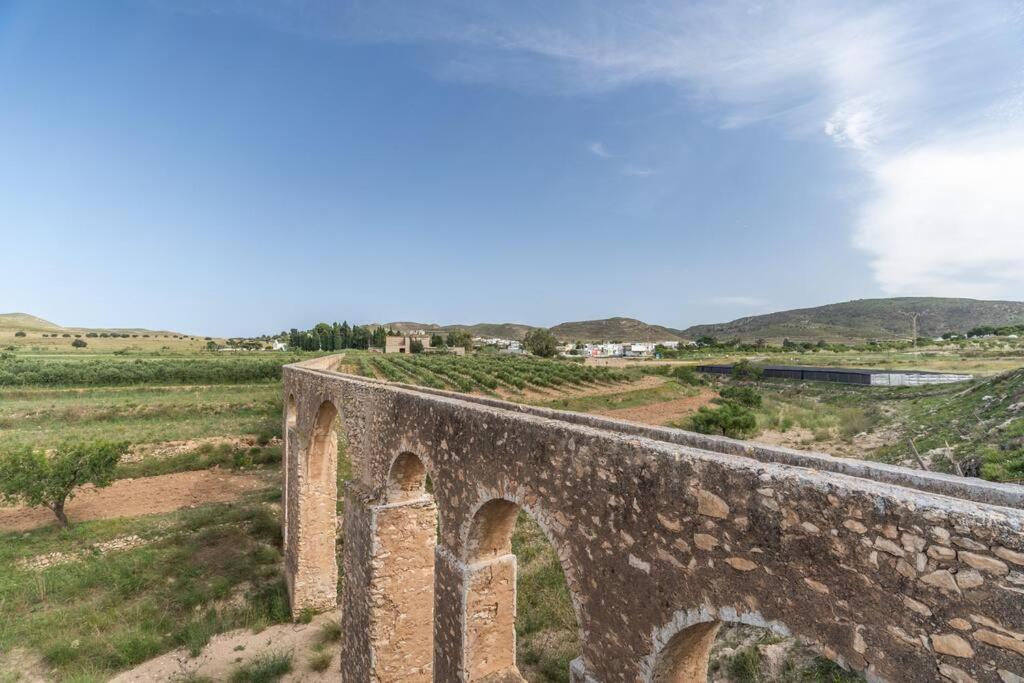 Villa De Fernan Perez Нихар Экстерьер фото